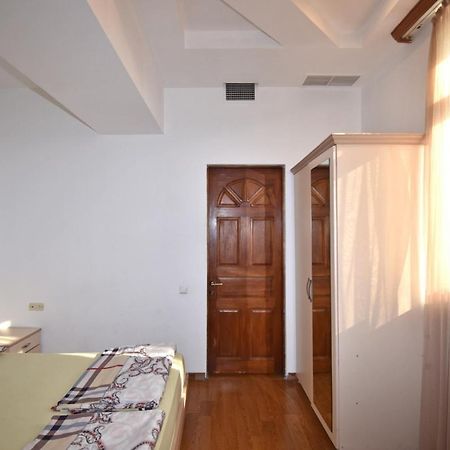 Abovyan Street 16, Apartment No 24 Erevan Exterior foto