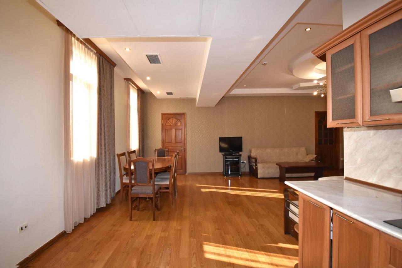 Abovyan Street 16, Apartment No 24 Erevan Exterior foto